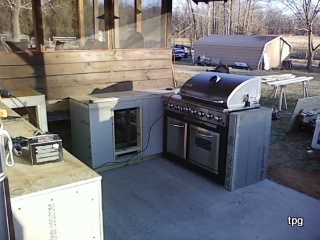outdoor kitchen 